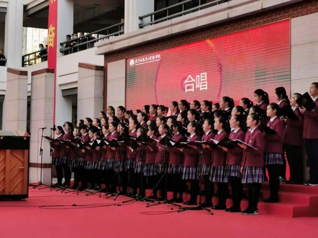 女明星穿美人鱼礼服，杨颖排最后，热巴最俏皮，你同意吗？